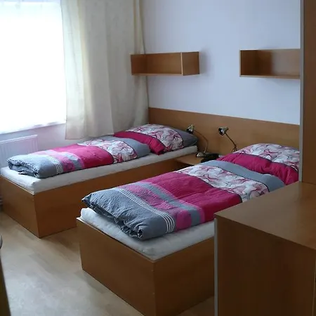 U Tomáše